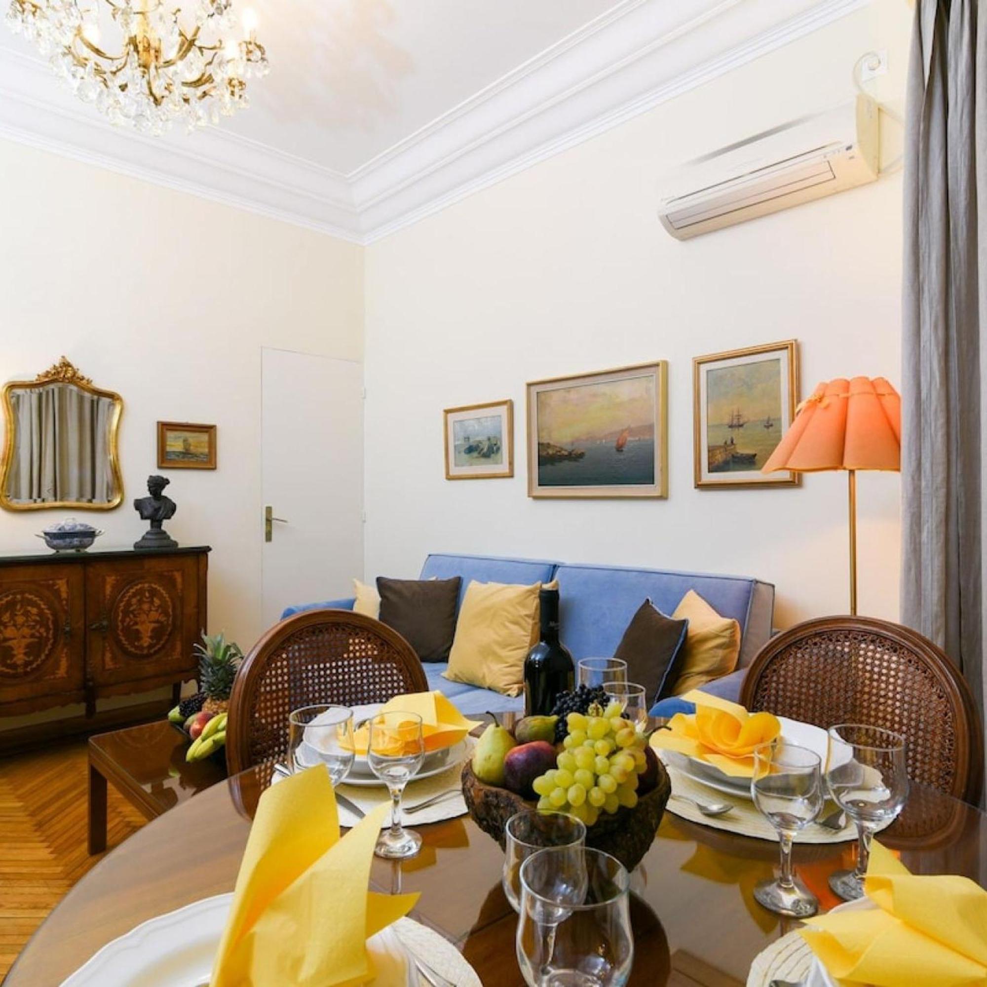 Classy Apartment In The Heart Of Athén Kültér fotó